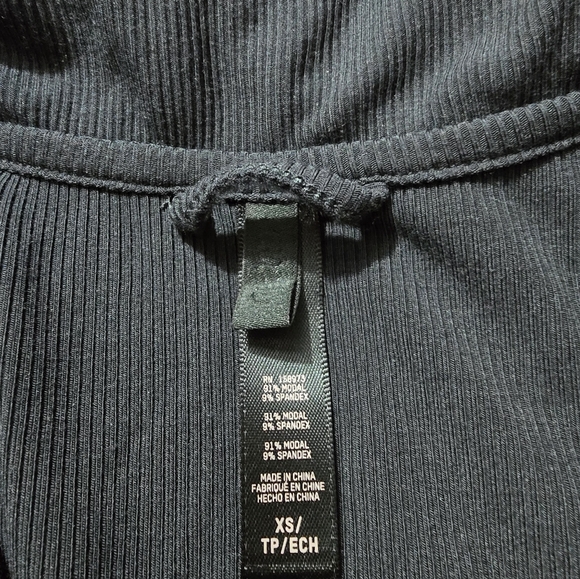 SKIMS Soft Lounge Sleep Set in SPRUCE GREEN Ribbed Size XSmall - Picture 7 of 14